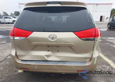 2011 Toyota Sienna Xle V6 из США, поврежденный, VIN 5TDYK3DC2BS110339